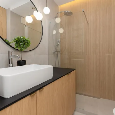 Lux Kasprzaka 29 With Parking By Renters Prestige Warsaw